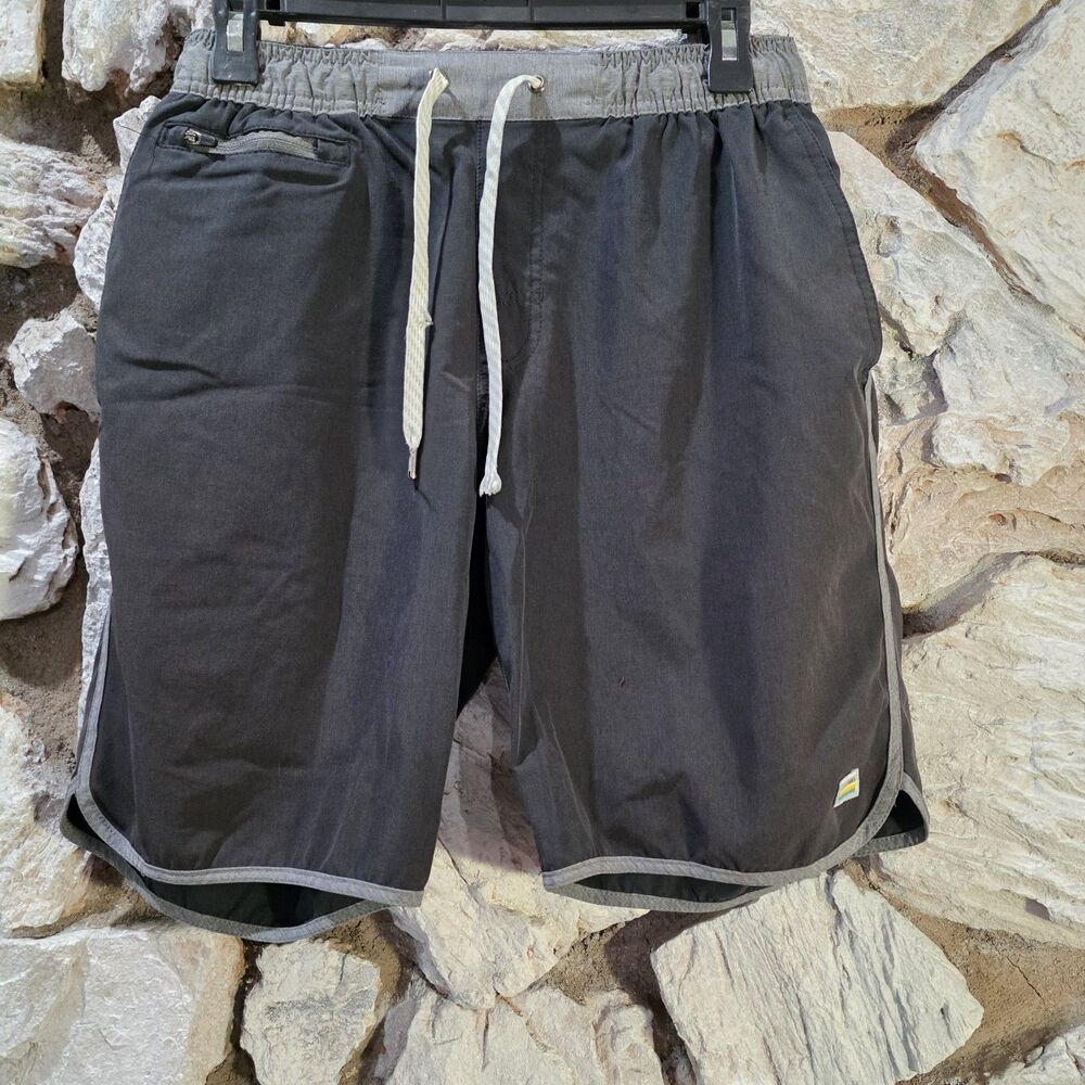 Vuori Banks Shorts Unlined 7" Mens Sz Medium Black Athletic Drawstring